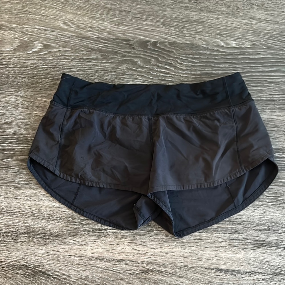 Lululemon Women’s Speed Up Shorts